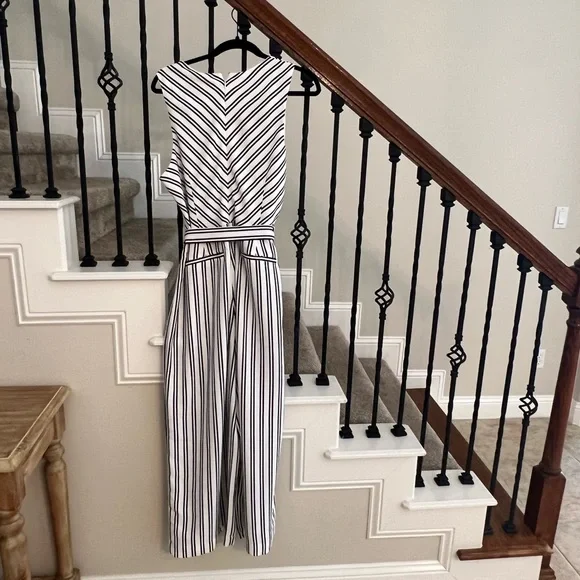 NWOT Banana Republic Black and White Striped Jumpsuit - Picture 10 of 13